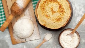 Тесто для блинов на молоке с яйцами