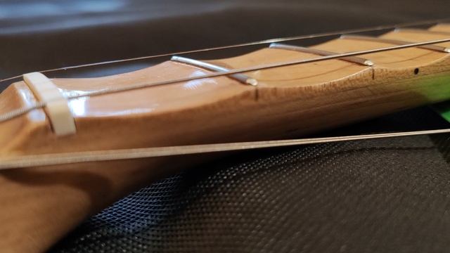 Замена порожка на электрогитаре. Быстро, дома и без опыта работ. смотреть онлайн