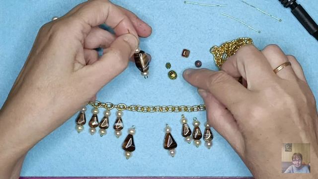 Колье на цепочке