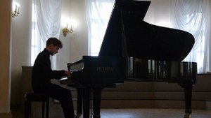 С.В.Рахманинов Прелюдия соч.23 №5, А.Н.Скрябин Этюд №12 соч.8, исп. Вадим Ракитин