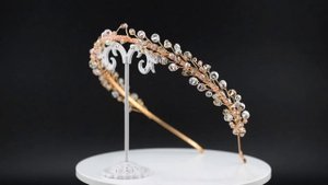 Диадема для Вашего неповторимого образа.