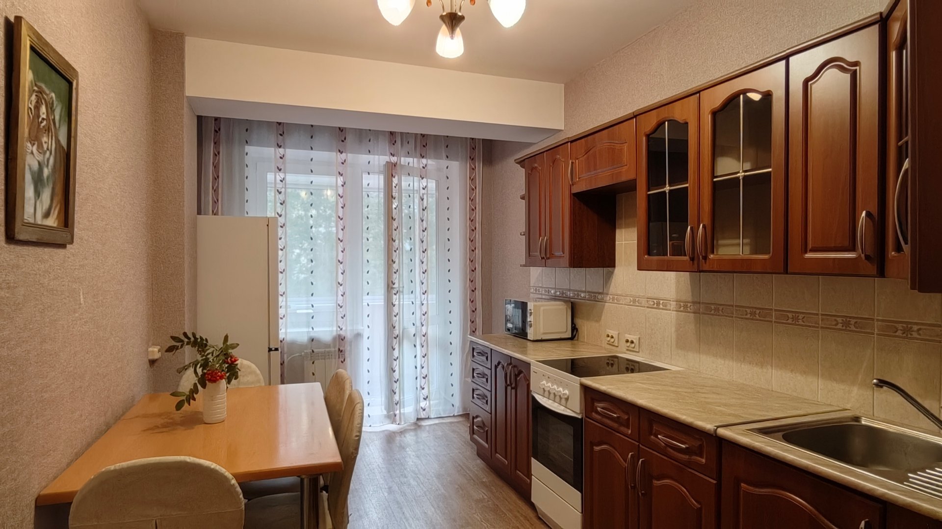 Рум-тур по 2-ком квартире на ул. Александра Невского, д. 6 смотреть онлайн