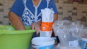 Завожу тесто на булочки на поминальный обед. Видео в 2х частях
