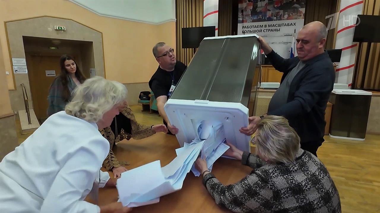В России сегодня подвели предварительные итоги Единого дня голосования