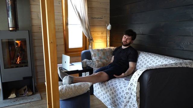 MacBook Air M1 или стационарный ПК: что выбрать для работы и игр? смотреть онлайн