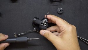 Замена шлейфа ка подвесе камеры DJI Air 3