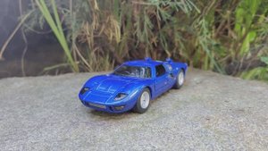 Модель Ford GT 40 от Kinsmart