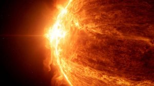Земля попала под действие корональной дыры на Солнце