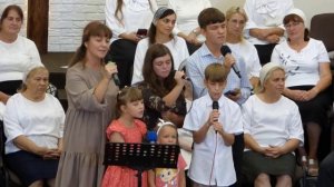 Я смотрю вокруг,  песня  14.09.2025