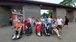 на коляске без барьеров Китай часть 1