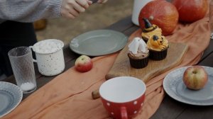 5678935-uhd_4096_2160_30fps