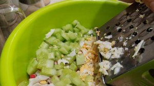 делаю салат из крабовых палочек в деревне