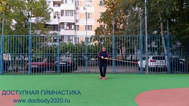 Занятия с копьём на спортплощадке (9)