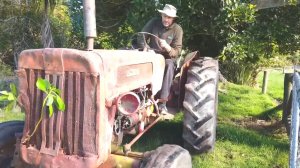 МОЩЬ! Парень нашел трактор 1949 года! Заведется ли?! #5