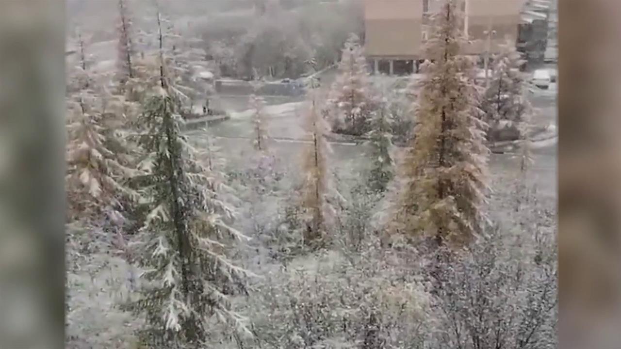 В Сибири и на Дальнем Востоке выпал первый снег