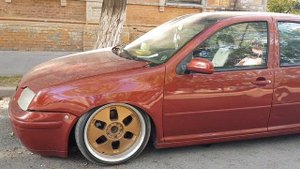 Volkswagen Bora на посадке