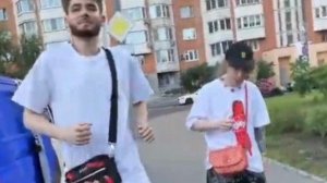 стрим хазяев едем кататься на банане