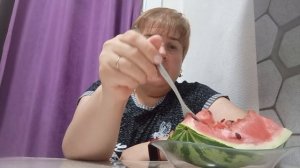 прогулка по скверам и болталка про вопросы,которые не нужно задавать