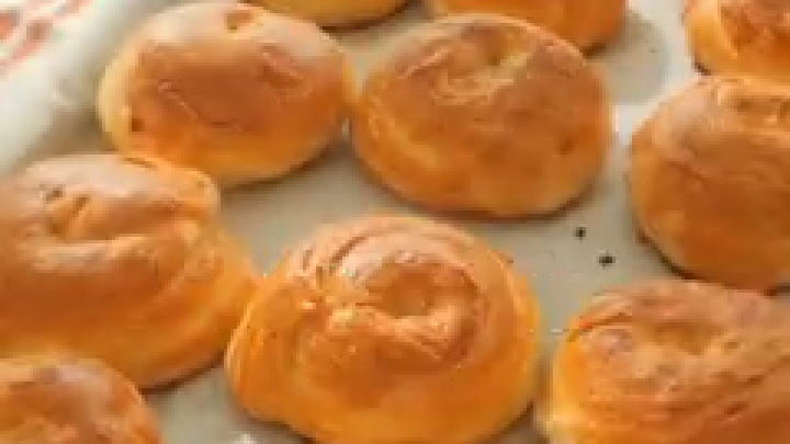 Слоёные БУЛОЧКИ...🥐😋    Рецепт в описании ✍️