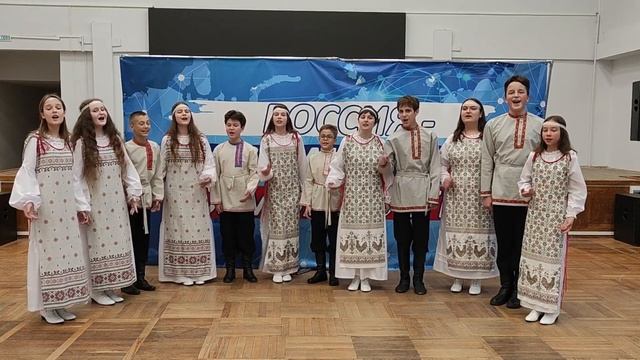 Шоу-группа Карусель, Небо над водой, 2024 год смотреть онлайн