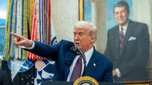 Россия ускоряет отказ от доллара