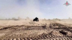 Вертолеты Ми-24п и Ми-8 обеспечили высадку штурмовых групп на одном из полигонов