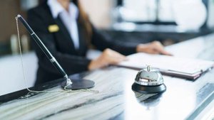 В Англии учителя математики лишили права преподавать после развращения школьницы