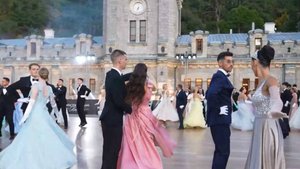 Современность переплелась с историей: Крымский Оперный Бал прошел в "Массандре"