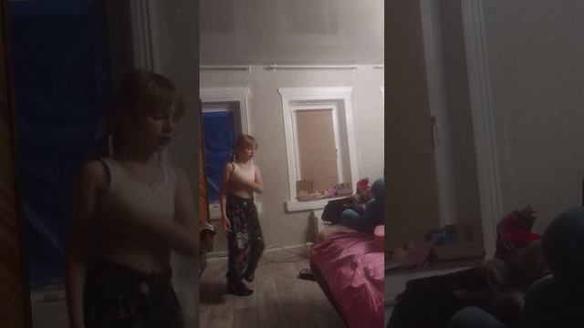 1000078932.mp4