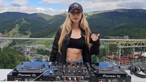 KRISMI - Live Dj Mix Melodic Techno, Indie & Afro House Music Bukovel, Ukraine