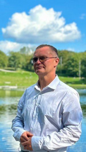 Почему мужчины порой отходят в сторону от своих женщин. Случай из практики.