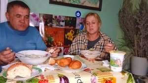 Жизнь в деревне. Кто-то уже банкует