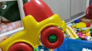 играем в детскую машинку