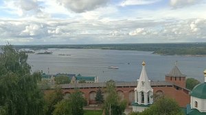 Вид с смотровой площадки Нижегородского Кремля.