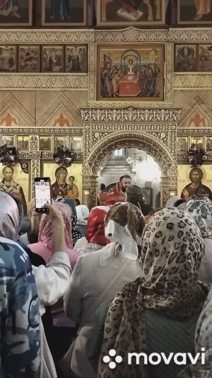 Церковный праздник Крестный ход в Храме Усекновения Главы Иоанна Предтечи в Коломенском