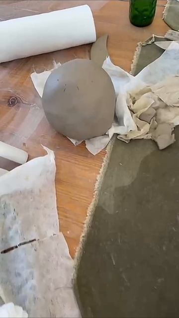 готовлю осьминога 🐙
#лепка#гончарноедело#гончарноеискусство#керамика#керамикаручнойработы

уже предв