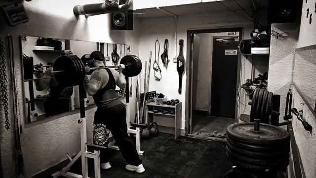 Подвальная качалка