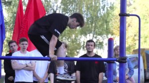 Новую воркаут-площадку открыли во дворе домов на улице Вокзальной в Брянске