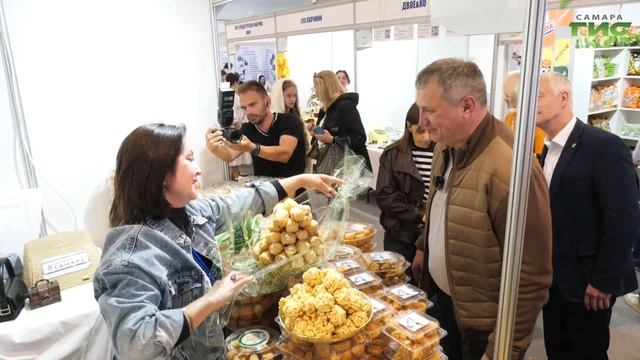От угощений до сувениров: что интересного было на ярмарке 