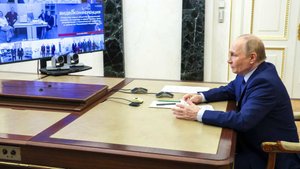 Путин принял участие в открытии новых объектов Роспотребнадзора