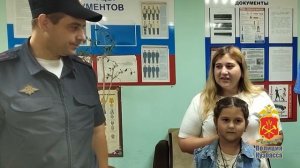 В Кузбассе автоинспекторы доставили в больницу девочку, нуждавшуюся в экстренной медпомощи