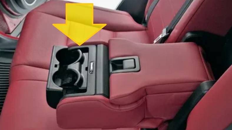 Замена подстаканников в заднем подлокотнике Lexus RX350, 200t 4G 2016-2022 replace rear cup holder смотреть онлайн
