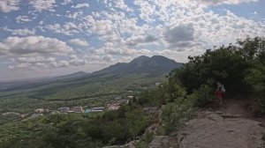 Поход с Алексеем на гору Железная и в пещеру вечной мерзлоты. Железноводск.