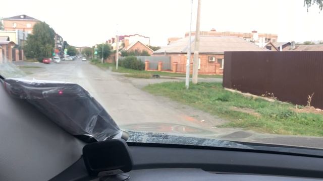 Разворот в ограниченном пространстве  с применением задней передачи в городе