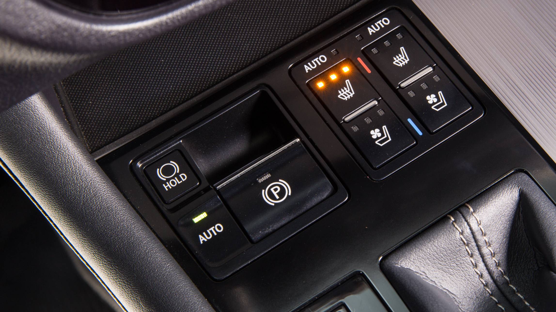 Как развести колодки электроручника (перевод электроручника в сервисный режим) Lexus RX Toyota смотреть онлайн