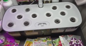 Умный сад с LED фитолампой, таймером и автополивом Classmark.