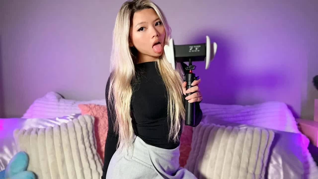 #51 ASMR Ear Licking [ Ivory ASMR ]