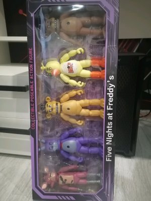 Распаковка фигурок FNAF Freddy