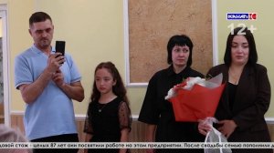 Под свадебный марш супруги Касимовы снова прошли церемонию бракосочетания.