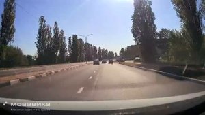 Студенческая дтп и спереди, и сзади